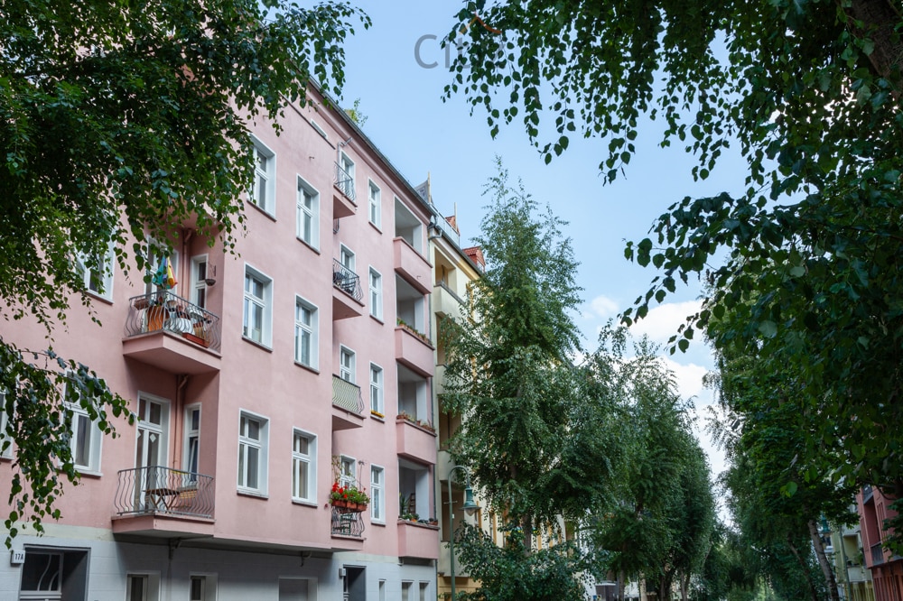 The building condition and construction year are crucial for the property valuation in Berlin